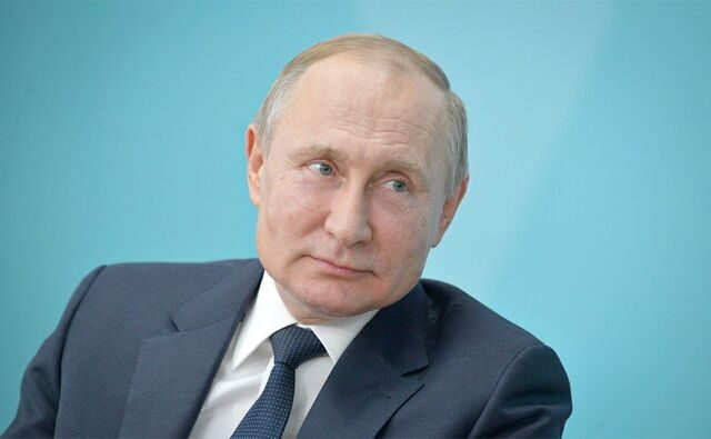 Владимир Владимирович Путин рассказал про отличие пенсионной реформы в России и Франции
